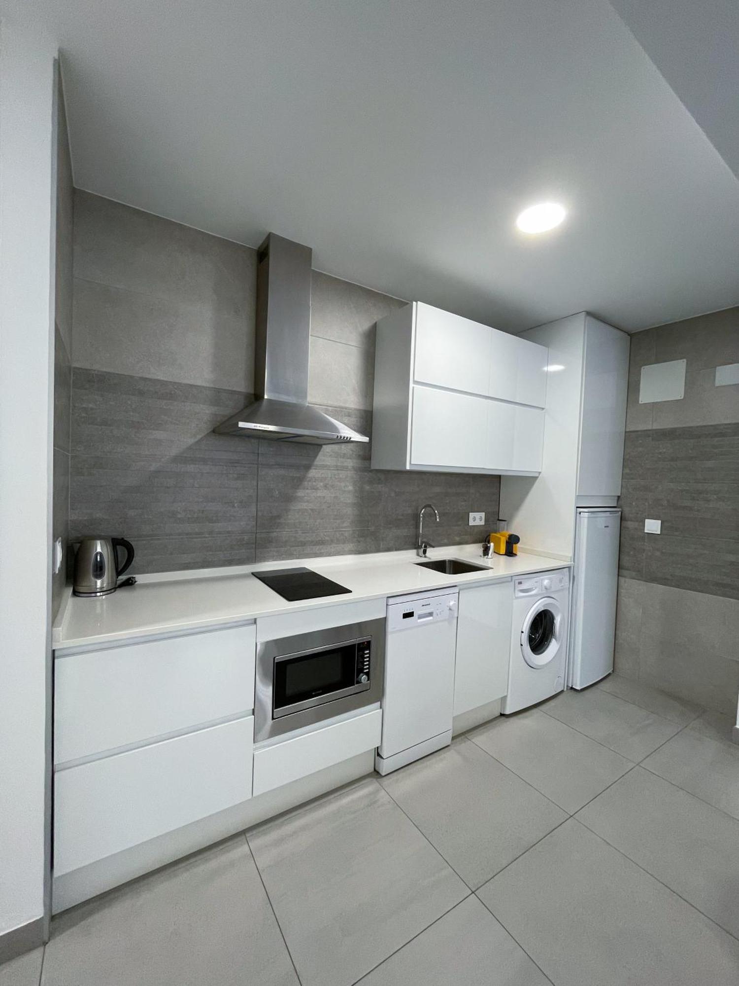 Apartamentos Lusitania Parking Gratis Bajo Disponibilidad Меріда Екстер'єр фото