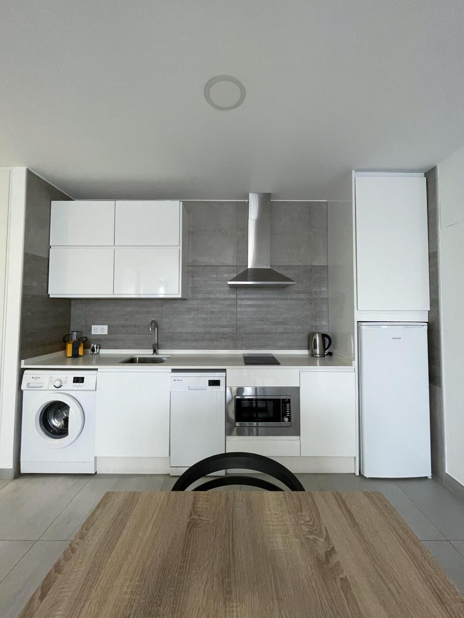 Apartamentos Lusitania Parking Gratis Bajo Disponibilidad Меріда Екстер'єр фото