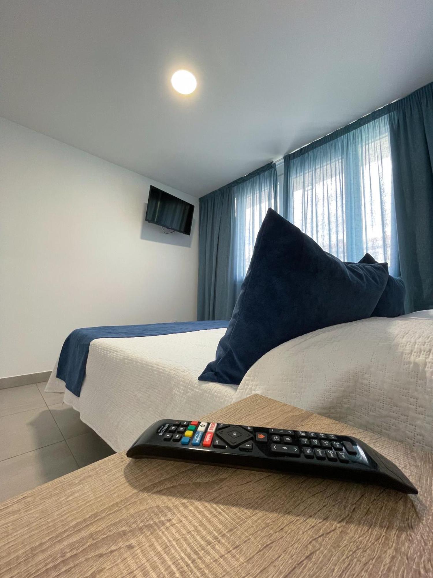 Apartamentos Lusitania Parking Gratis Bajo Disponibilidad Меріда Екстер'єр фото